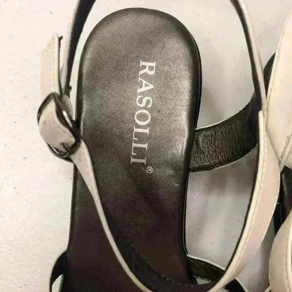 Rasolli Women’s Size 11 White Strappy Sandals Wedge Heels 2”. - Picture 4 of 5